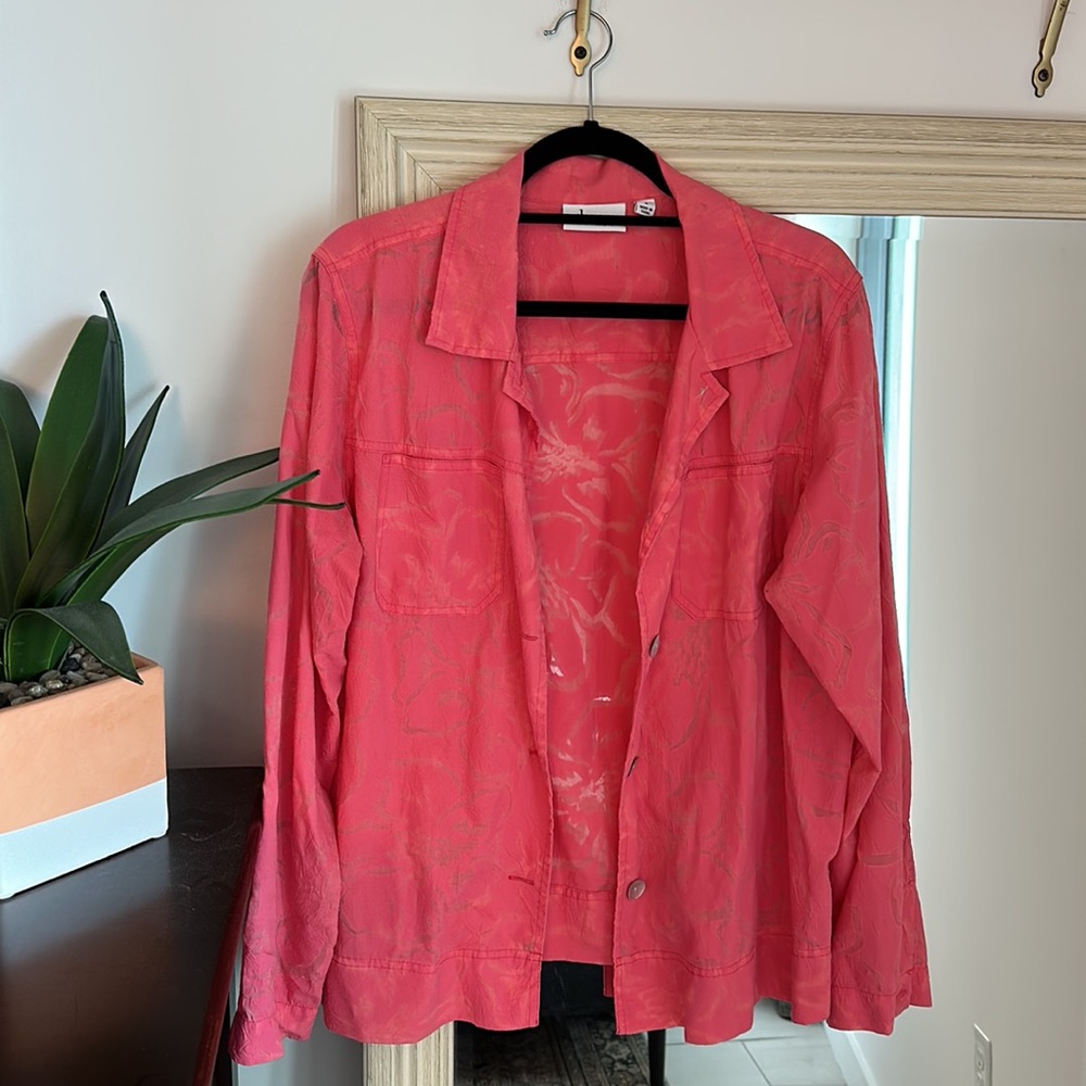 Denim + Company vintage hot pink button down shirt (size large) ✨